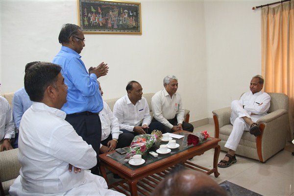 MIA Meeting with Shri Ashok Ji Gehlot, Ex-Chief Minister, Rajasthan on problem faced by the industries in the State