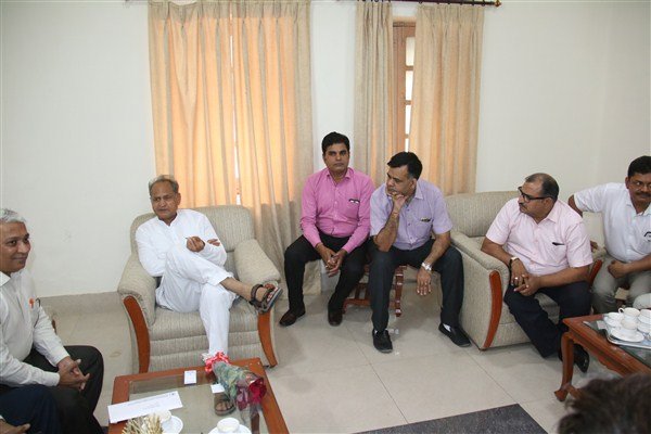MIA Meeting with Shri Ashok Ji Gehlot, Ex-Chief Minister, Rajasthan on problem faced by the industries in the State