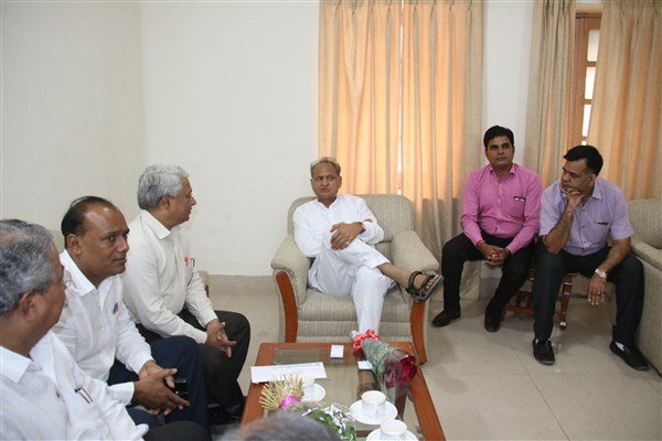 MIA Meeting with Shri Ashok Ji Gehlot, Ex-Chief Minister, Rajasthan on problem faced by the industries in the State